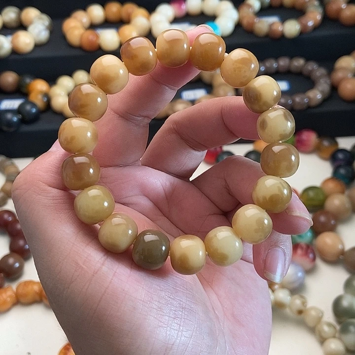 吊坠菩提根/象牙果玉化花皮