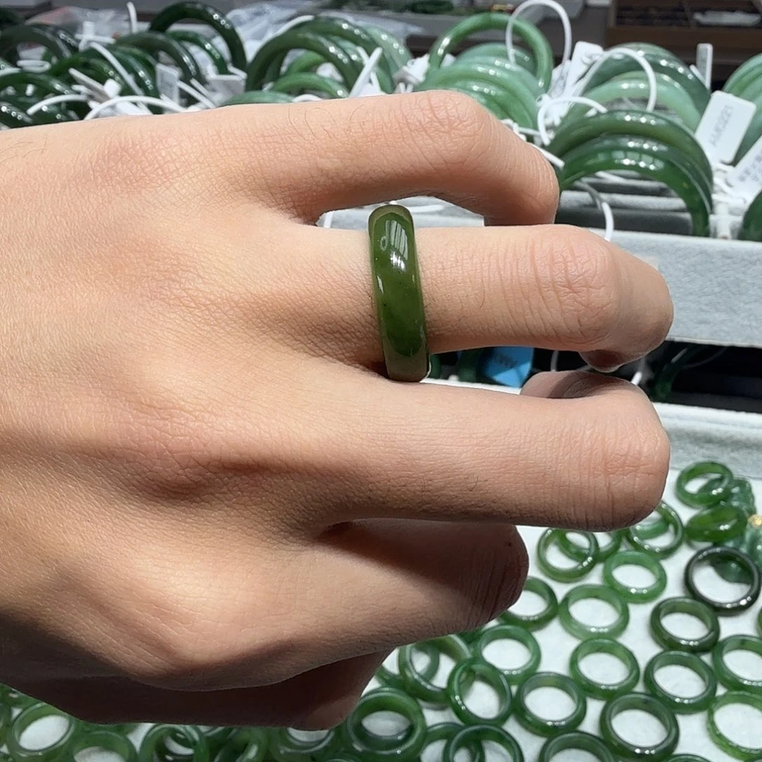 和田玉（碧玉）未镶嵌戒指