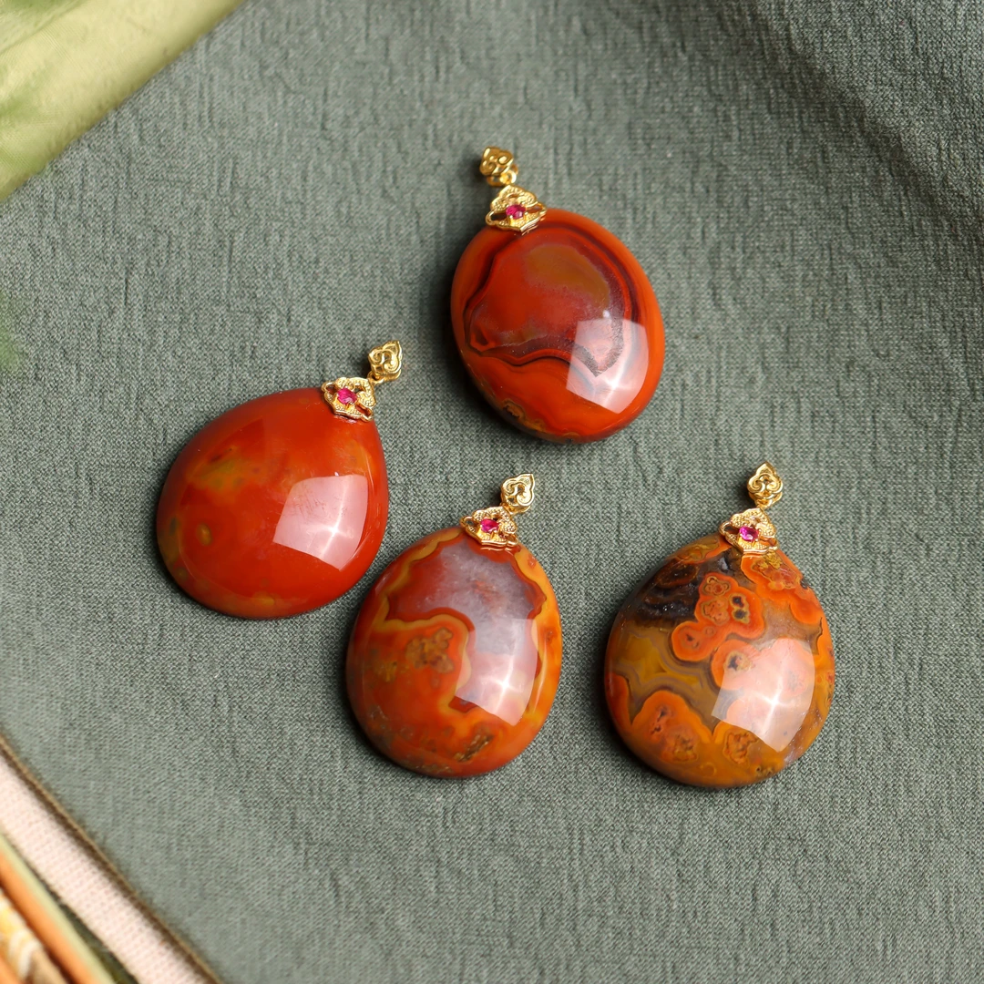 S925银镶嵌战国红玛瑙水滴吊坠不含链（多样性 发其一