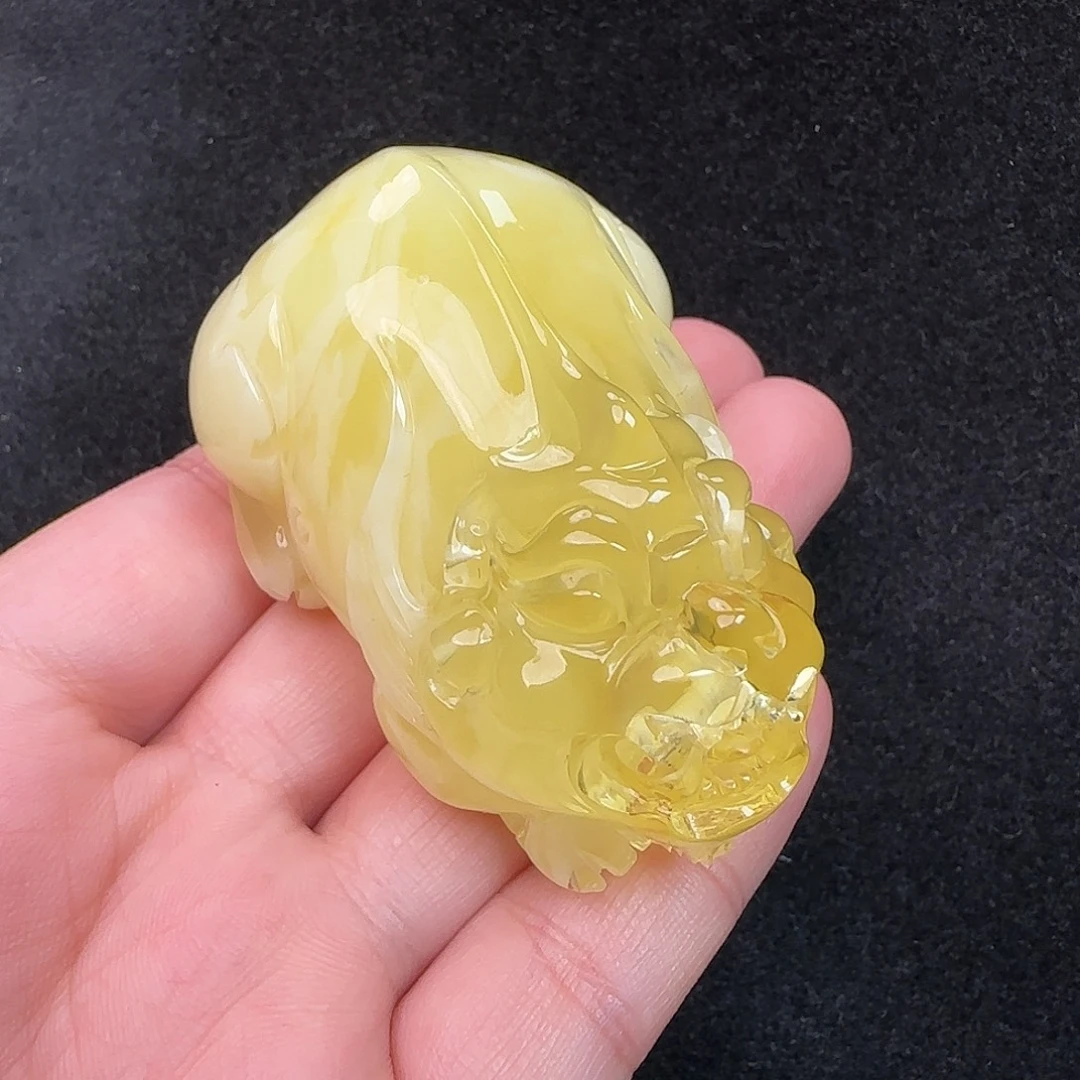 蜜蜡未镶嵌珠宝奇石