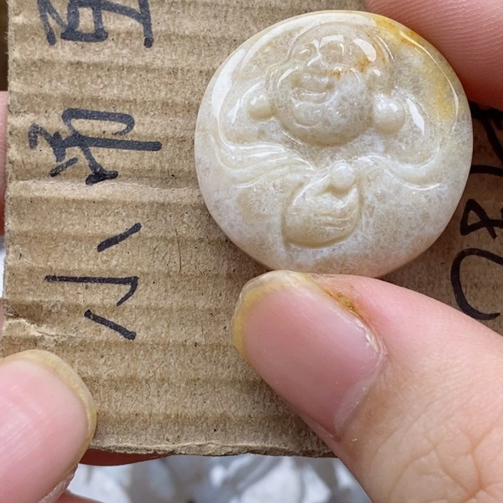 颈饰未镶嵌硅化珊瑚（珊瑚玉）不*