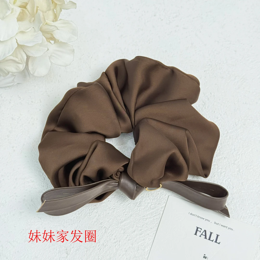 BAOSHATI/宝莎缇F-1398高级感皮质蝴蝶结M家发圈