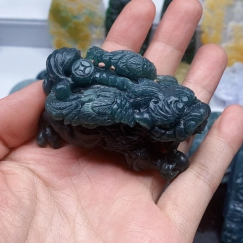 山***户未镶嵌定制翡翠翡翠