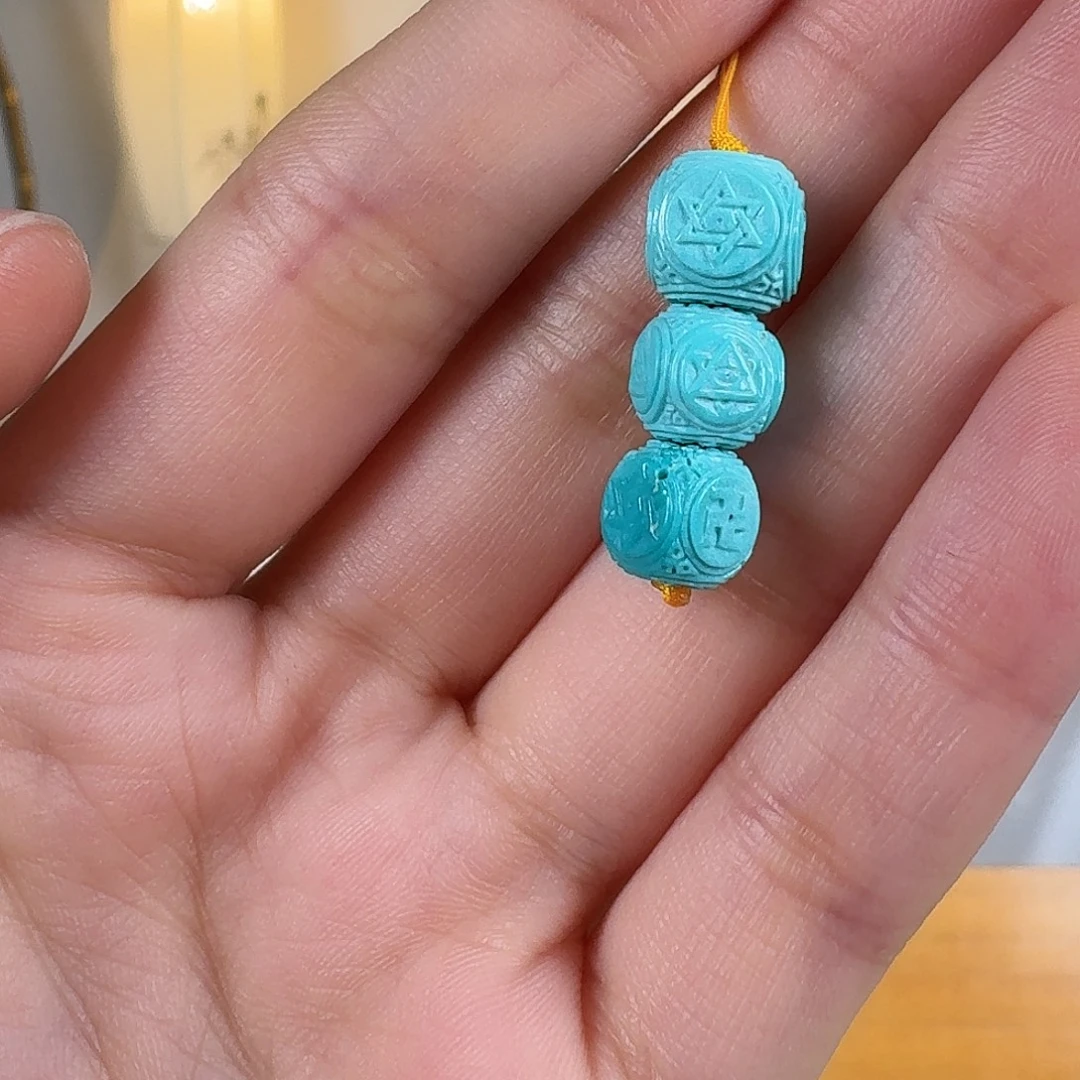 绿松石未镶嵌挂件