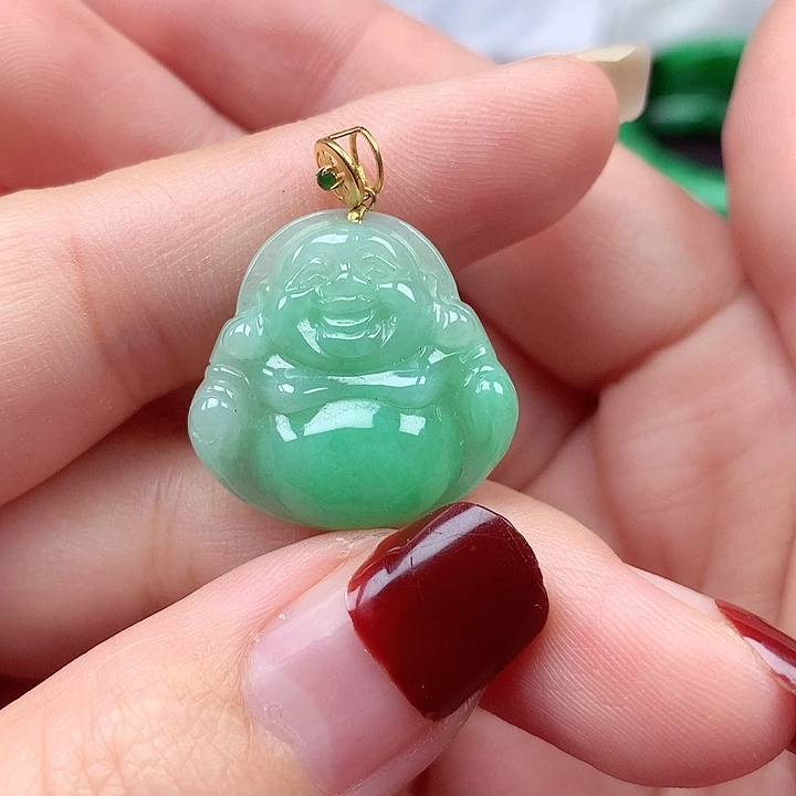 翡翠颈饰18K金镶嵌翡翠