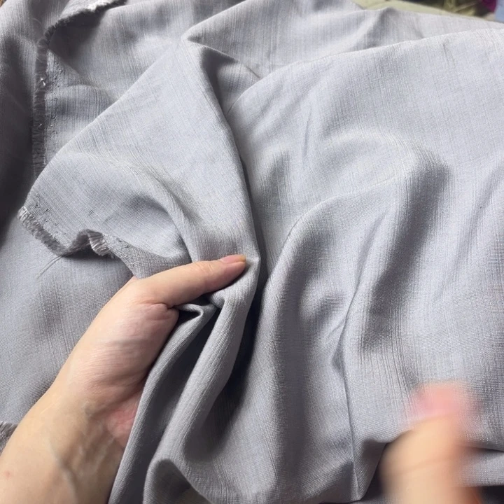 棉混纺浅灰色3米。