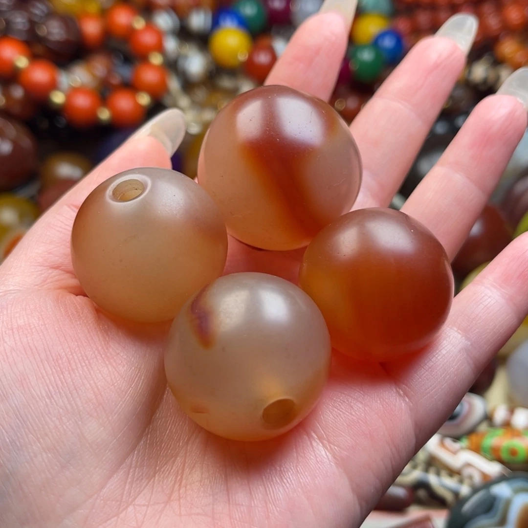 灰***3玛瑙/玉髓未镶嵌颈饰