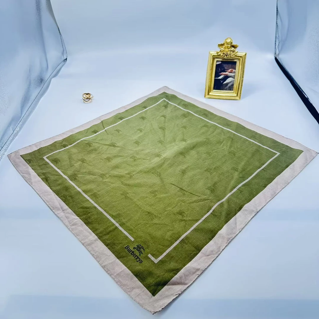 95新 BURBERRY/博柏利 海囤/巴宝莉/丝巾/yy09597