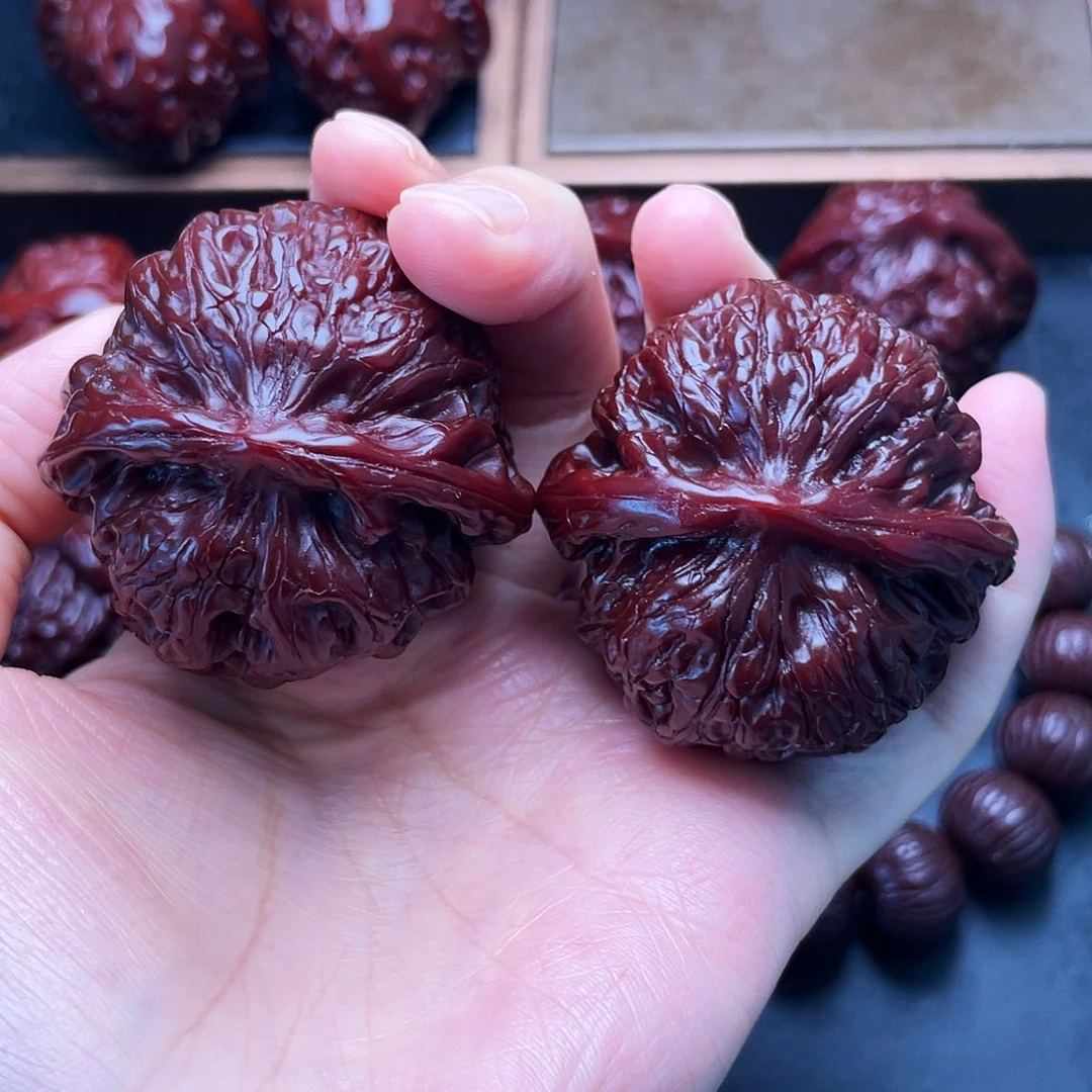 文玩核桃吊坠皇家正圆