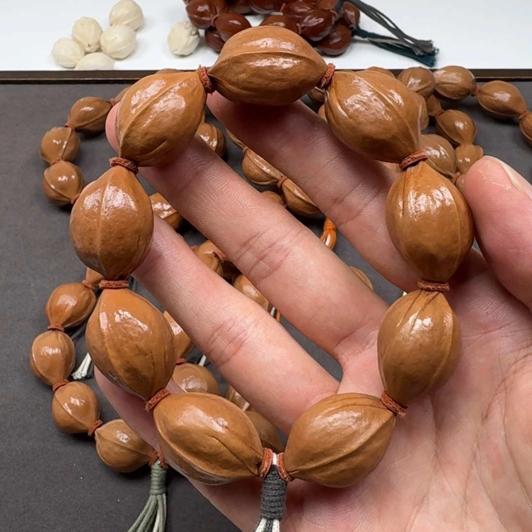 1.9*2.8精挑梅林铁核手串