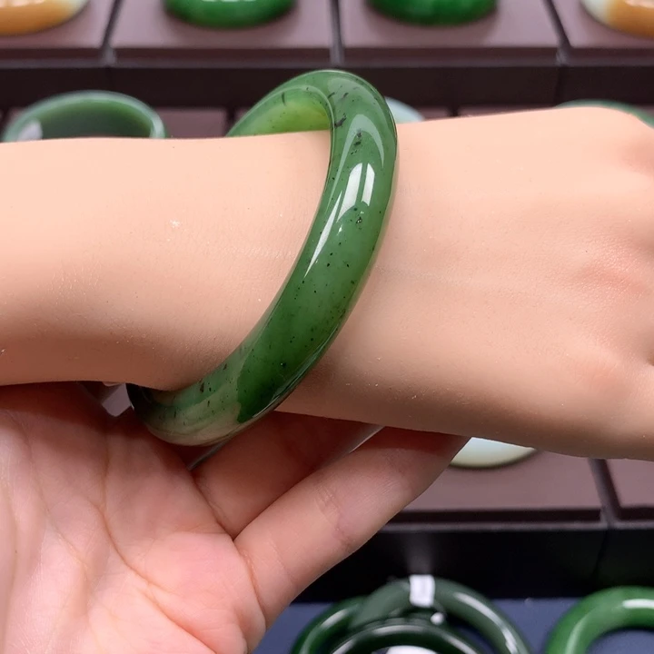 未镶嵌手镯和田玉（碧玉）58.59