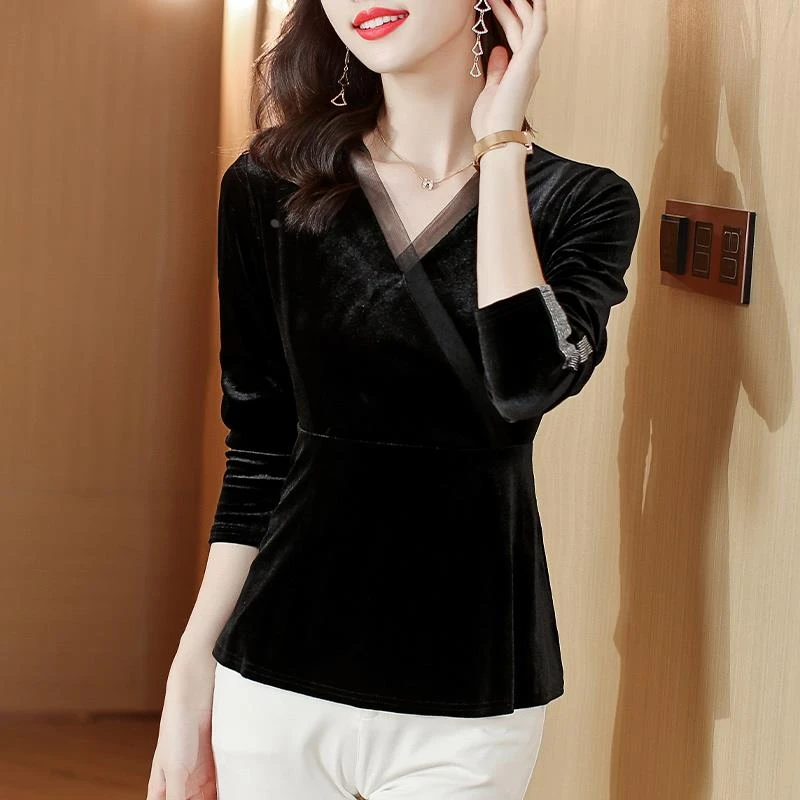 洋气金丝绒打底衫女长袖春装新款修身显瘦T恤时尚气质交叉V领上衣