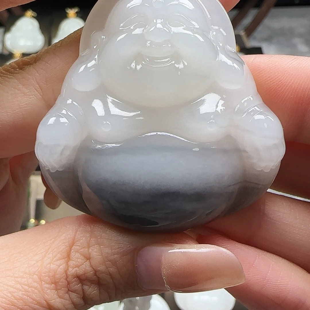 和田玉18K金镶嵌吊坠(赠链)