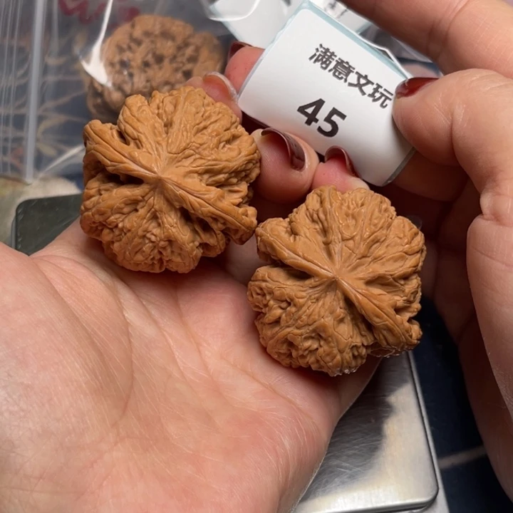 文玩核桃把件粗筋43.45