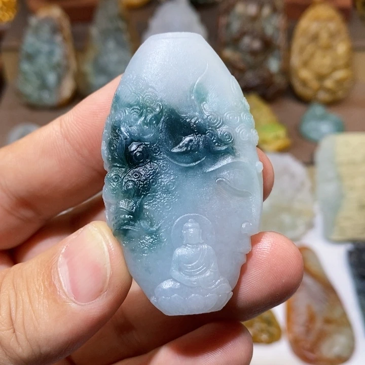 定制翡翠未镶嵌佛