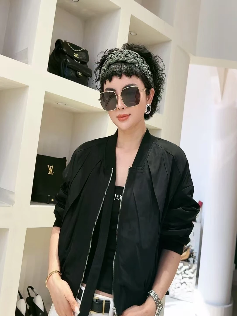 欧美风短款通勤长袖春款拉链纯色常规短外套网红韩版