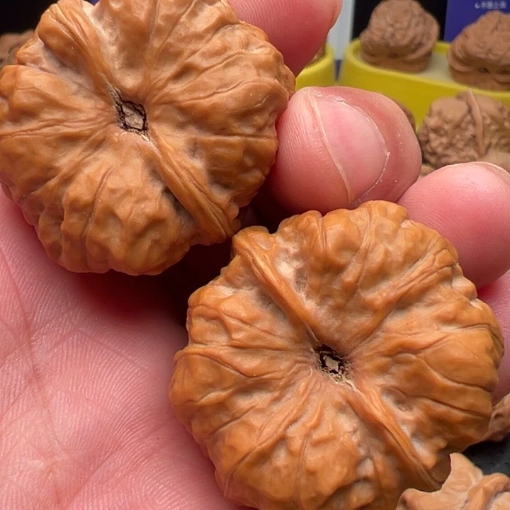 阿***1核桃文玩核桃等多种形式
