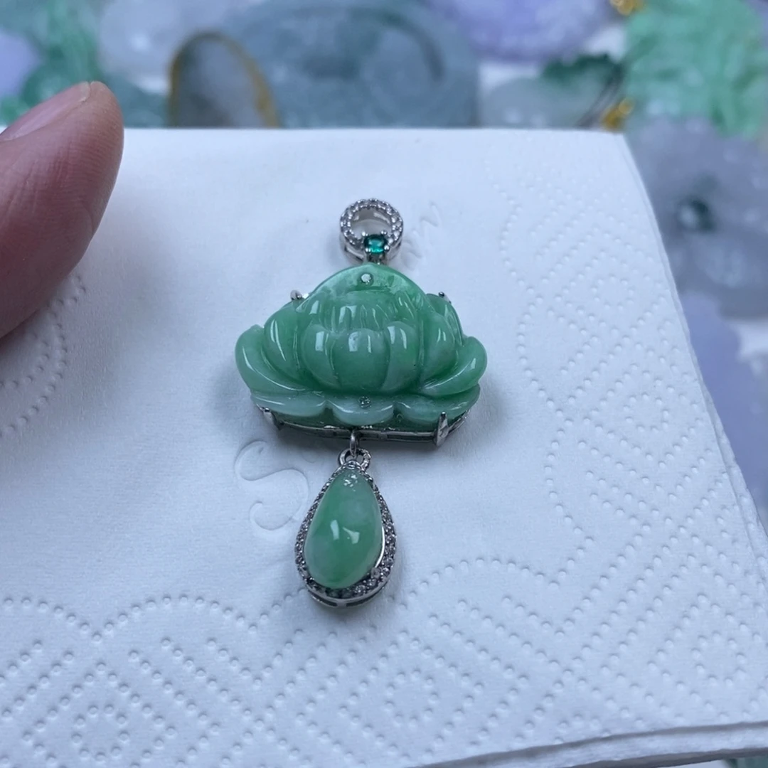 颈饰未镶嵌翡翠翡翠