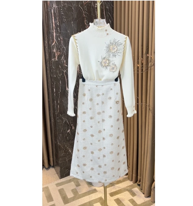 芙娜妮2024冬季高级感轻奢气质女装两件套高端时尚套装F2510490