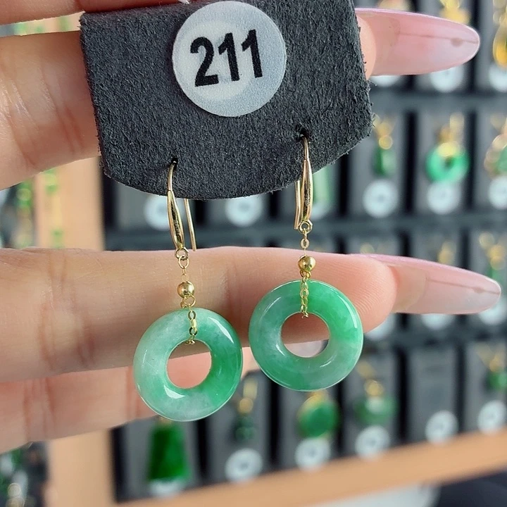 翡翠18K金镶嵌耳饰耳饰