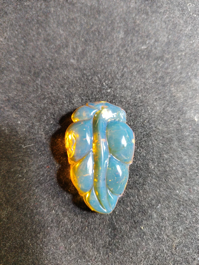 琥珀蜜蜡叶子叶子花花