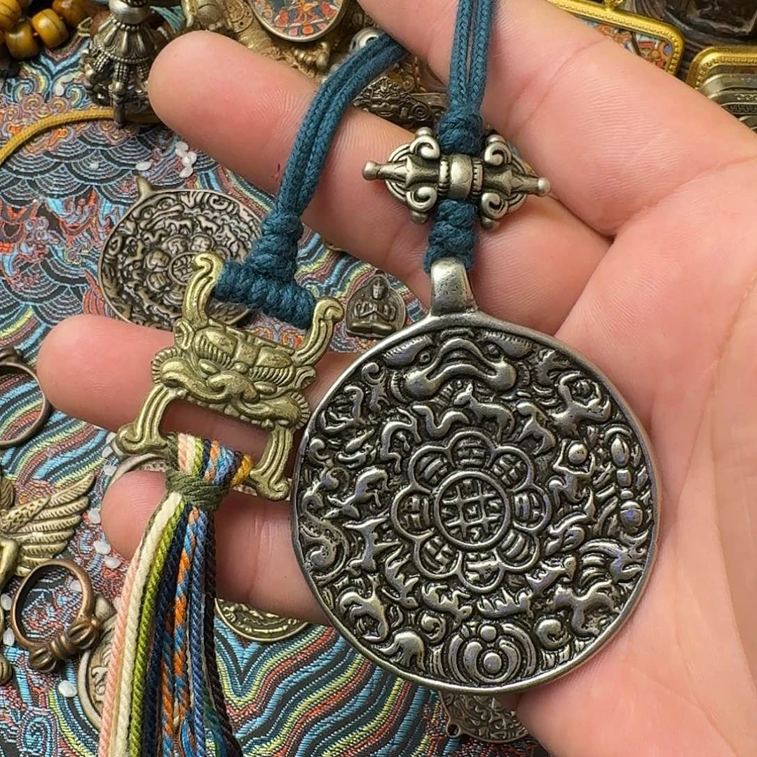 阿****藏式风格九宫八卦牌