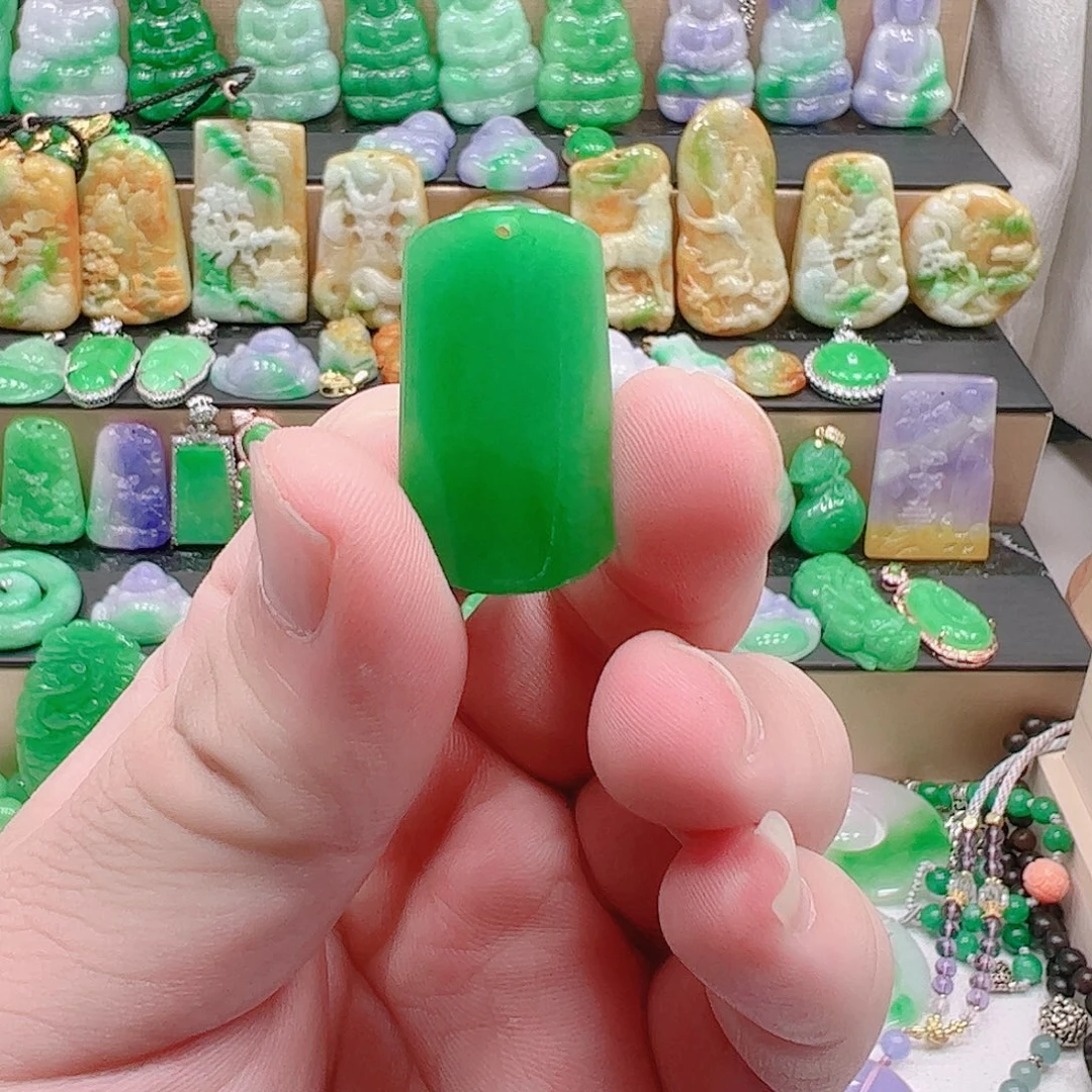 翡翠银S925镶嵌吊坠(赠链)