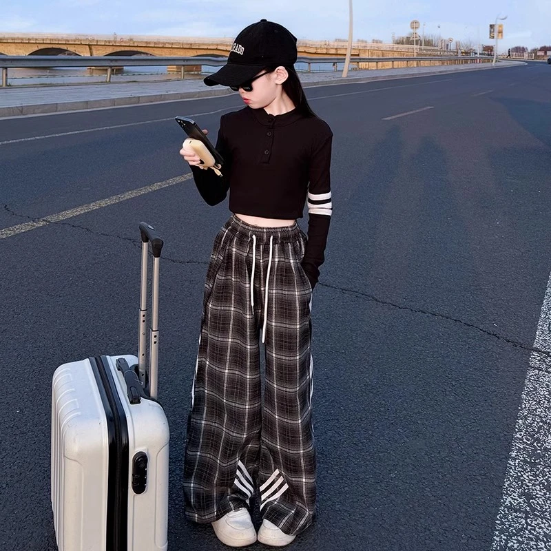 女童格子裤春秋2025新款休闲裤子洋气宽松阔腿裤儿童运动大童卫裤