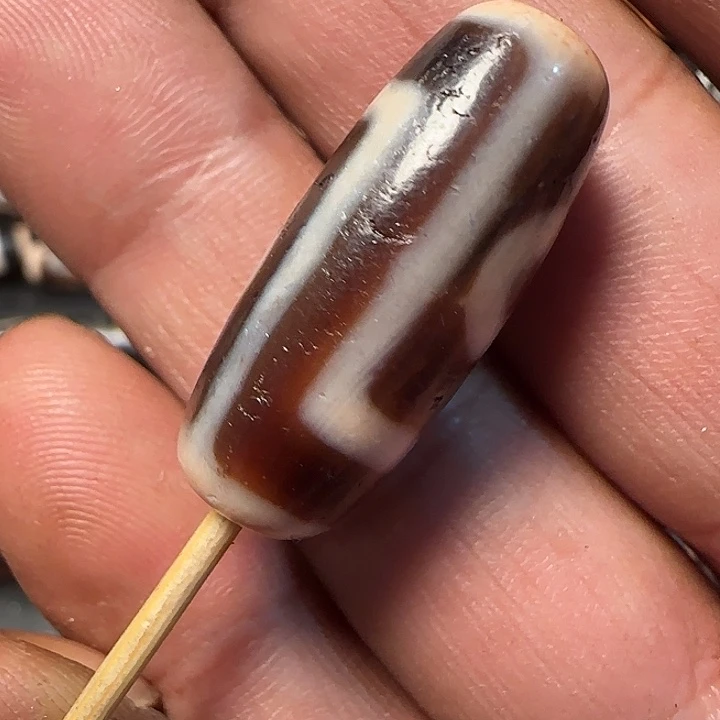 玛瑙/玉髓合金颈饰两眼