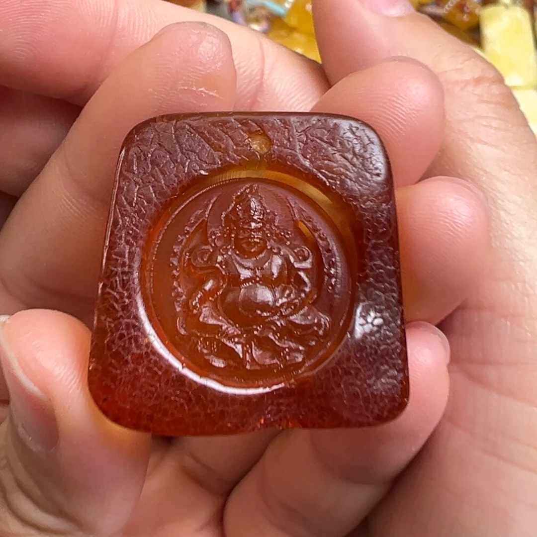 琥珀未镶嵌裸石琥珀