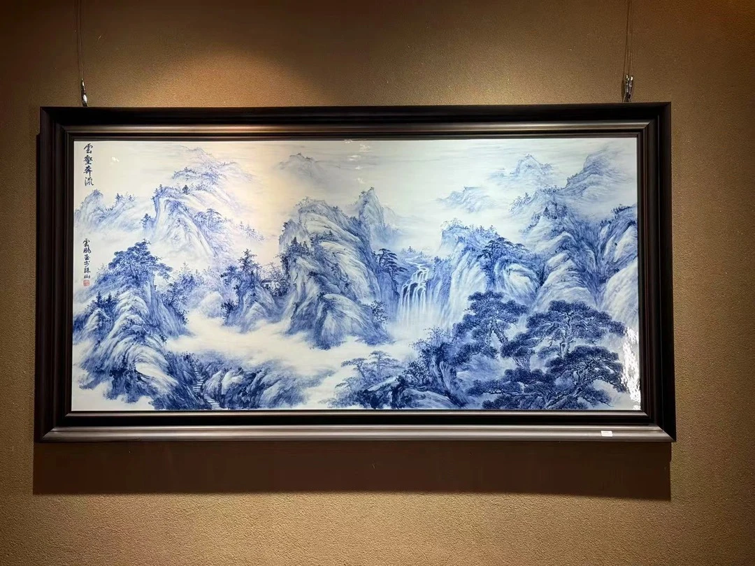 【九鸣·皇窑】青花釉里红云壑奔流瓷板画  景德镇摆件