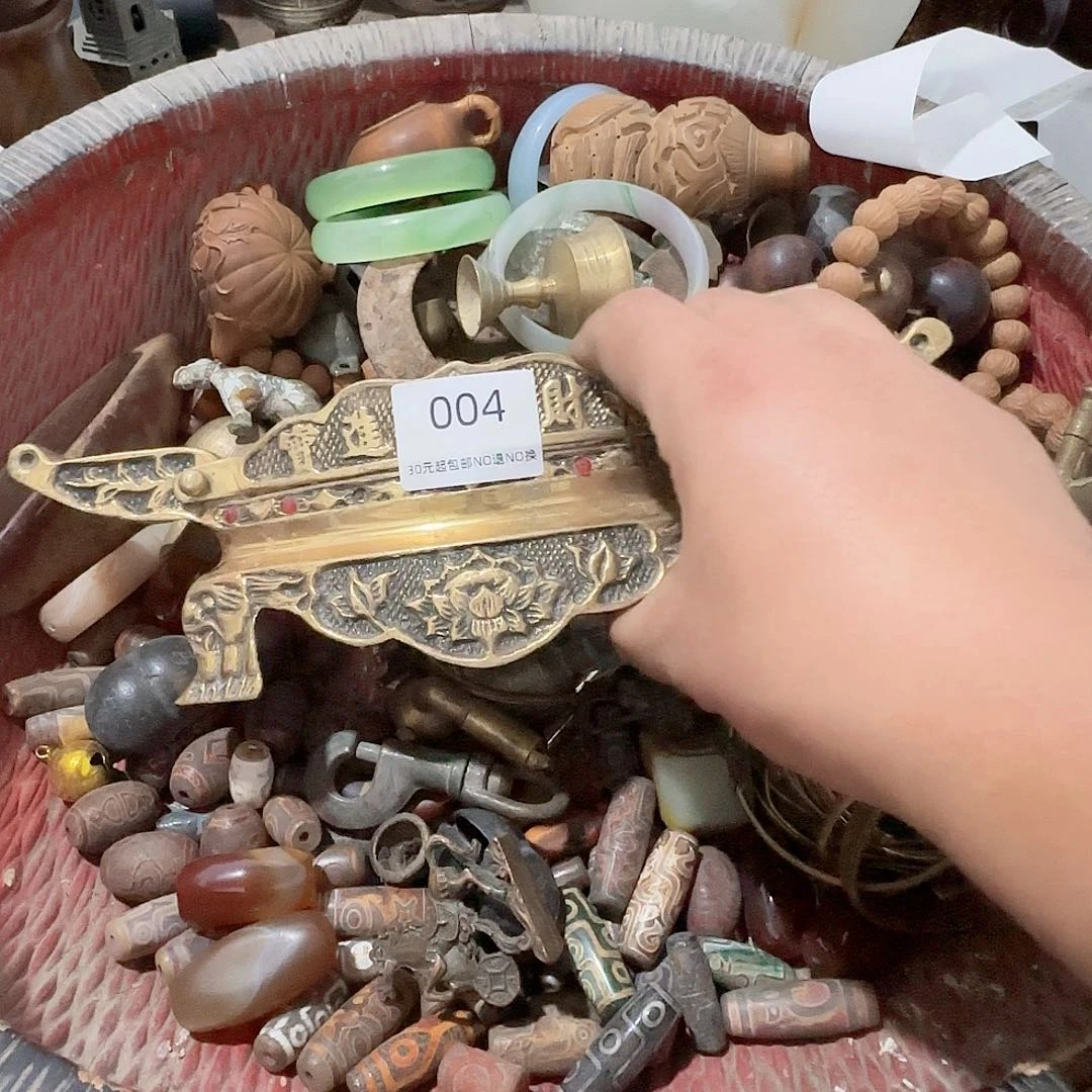 用***7木雅圆工艺铜帽一个