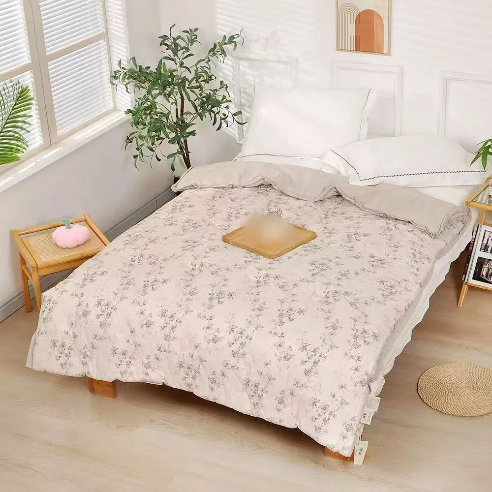 灰色小花秋冬被柔软亲肤可机洗水洗臻品定制冬被