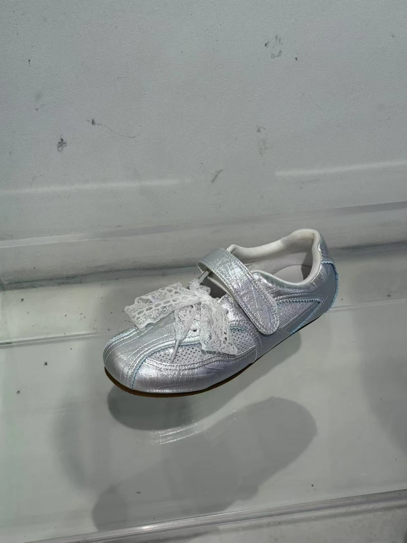 XIAOJIAOYA—618【蕾丝德训】“韩系百搭透气方头休闲鞋”0303-1