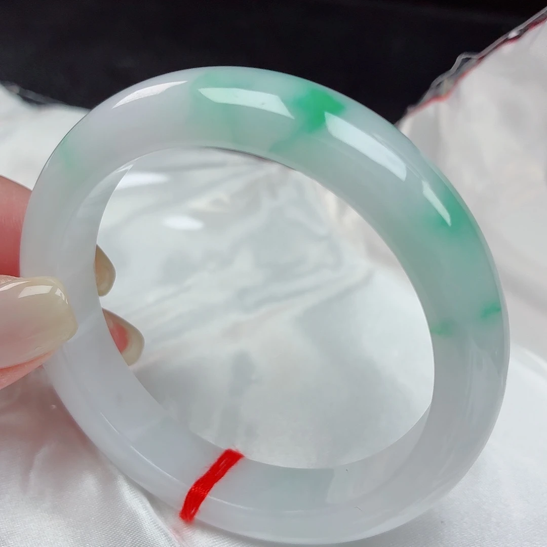 ****儿未镶嵌手镯翡翠55