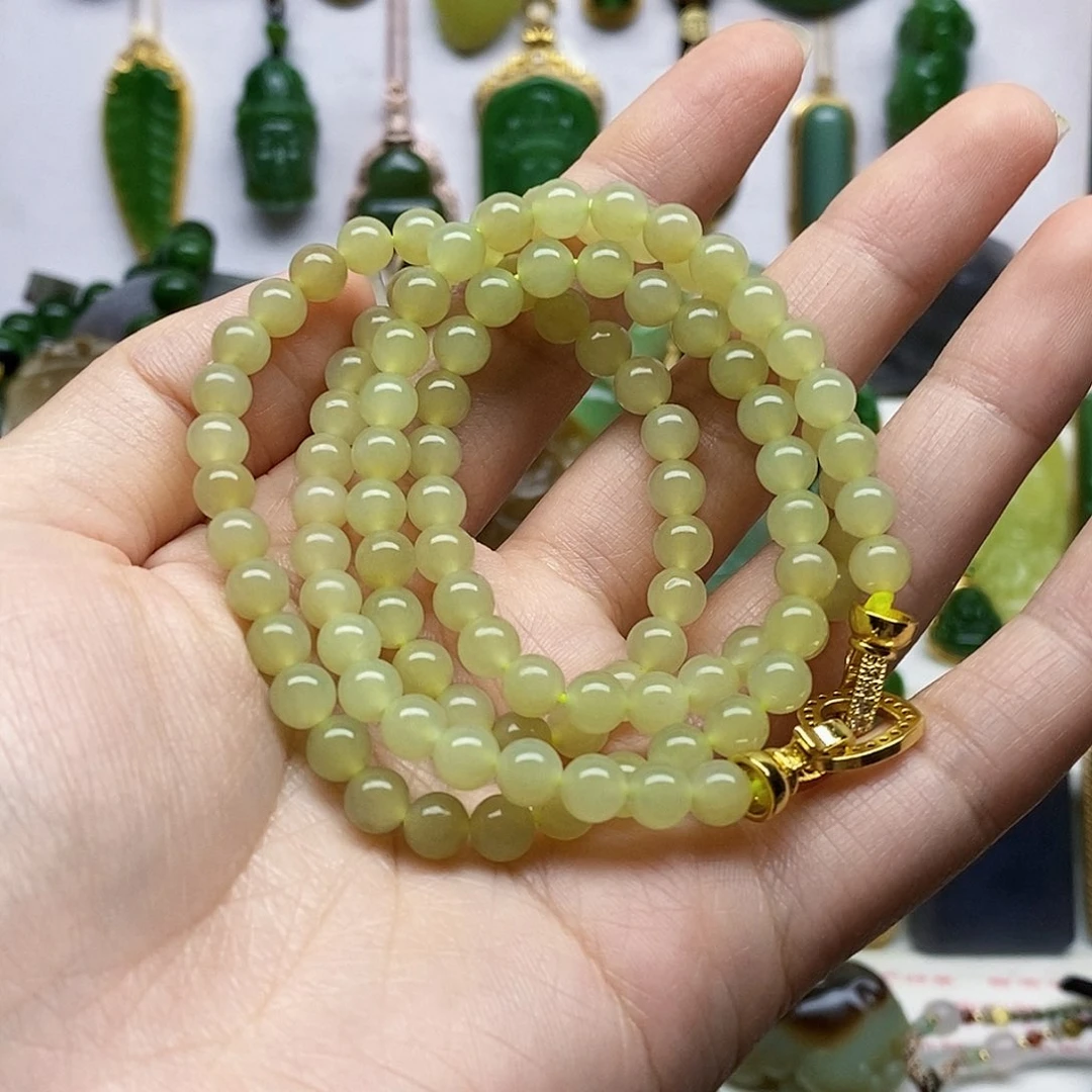 梦***虫和田玉未镶嵌颈饰