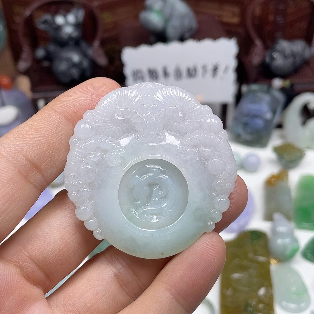颈饰未镶嵌翡翠三羊开泰