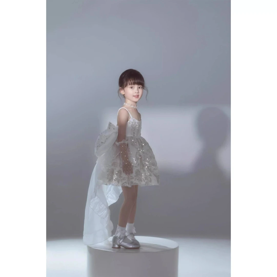 女童高端小礼服八音盒公主裙2025新款儿童生日花童婚礼主持连衣裙