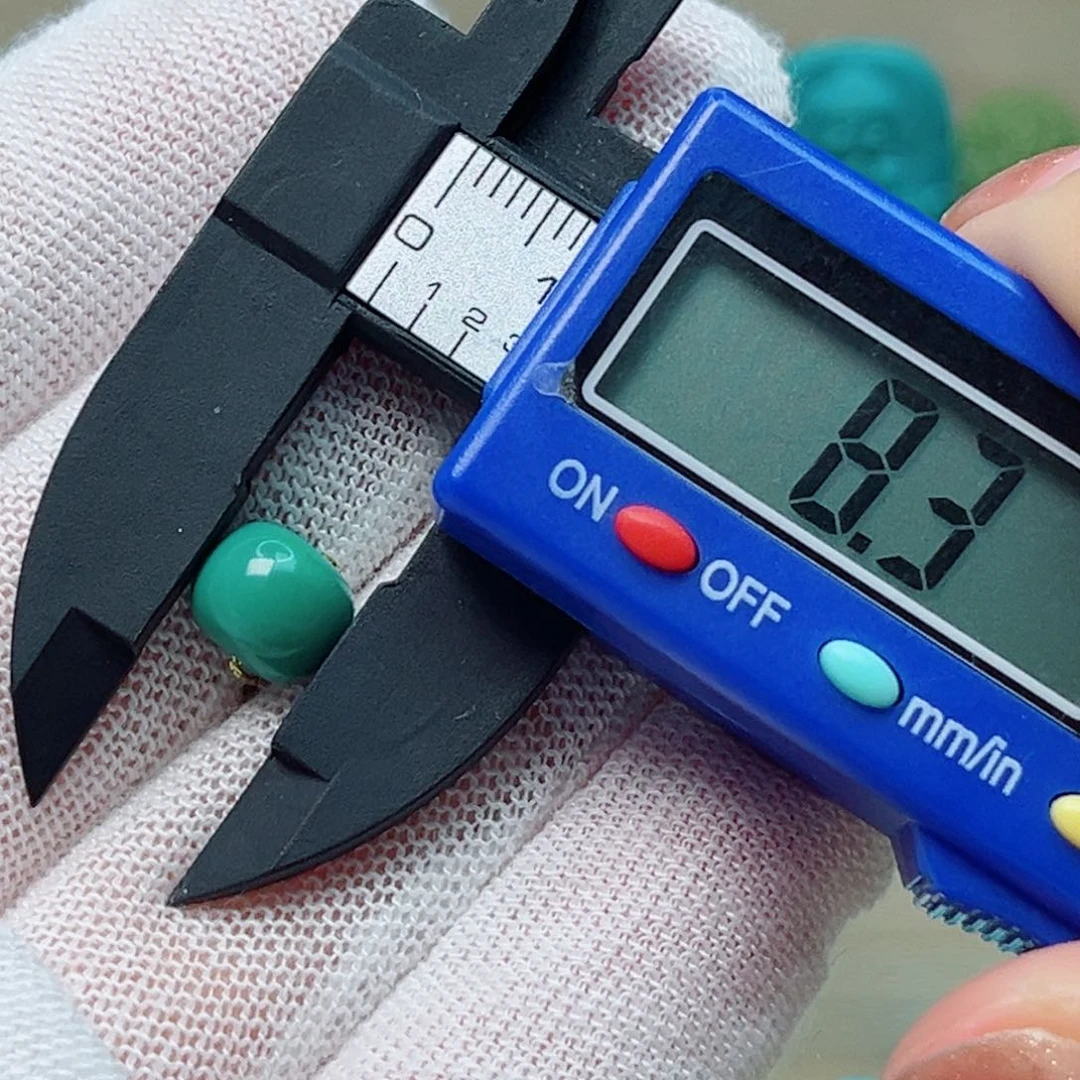 绿松石珠宝未镶嵌