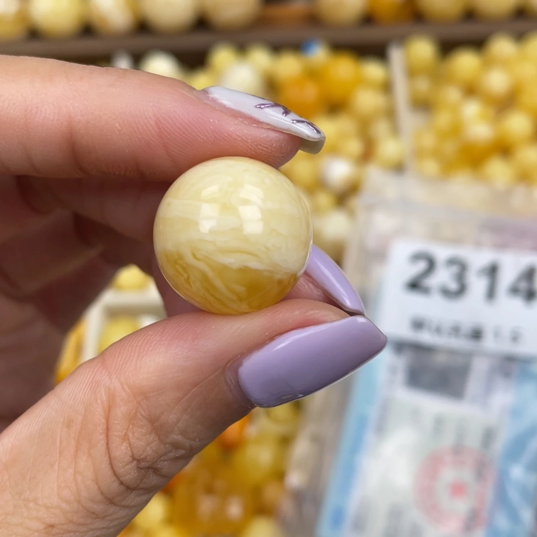 未镶嵌蜜蜡珠宝奇石微瑕18.2