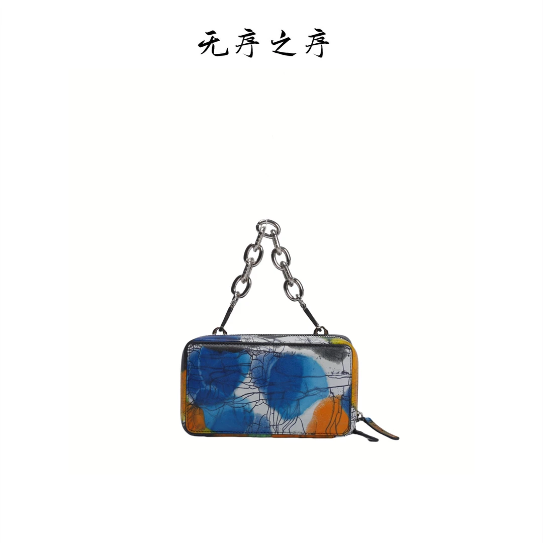 时尚潮流纯手绘工艺头层牛皮大号口红包可单肩斜跨