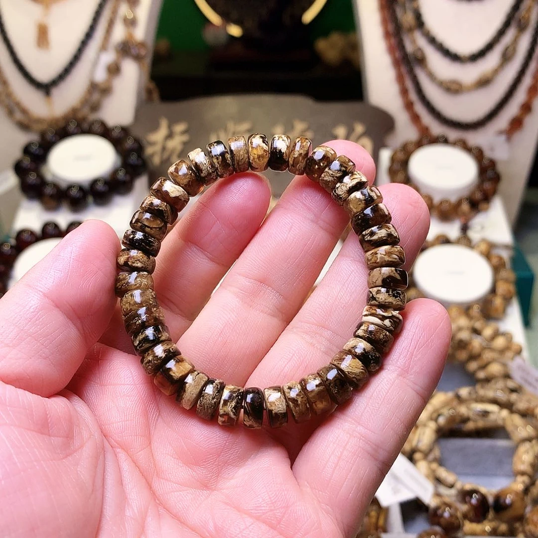 未镶嵌琥珀裸石T****e抚顺