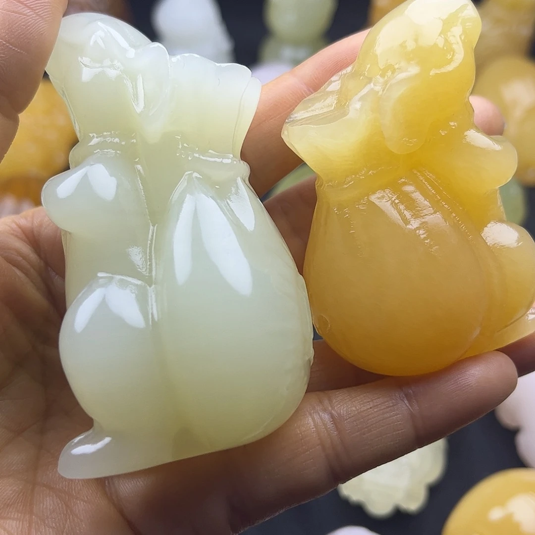 五***哥昆仑玉石手把件碧玺（处理）