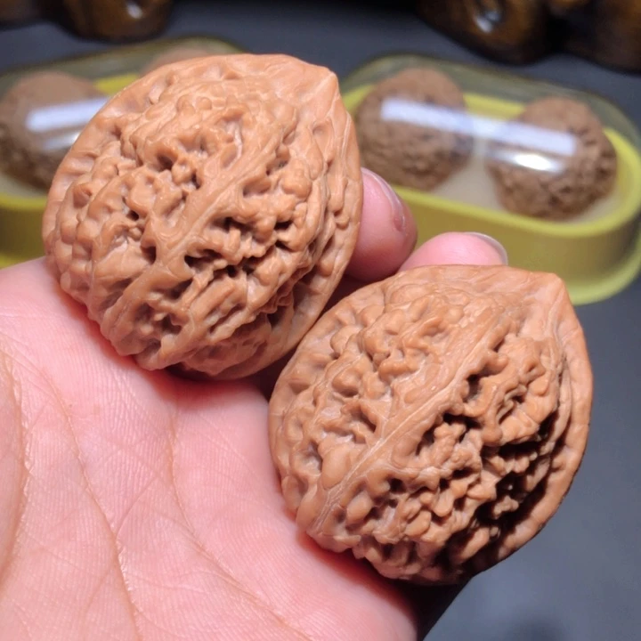 文玩核桃把件39凤凰台