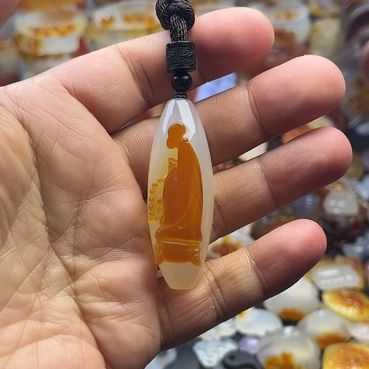 未镶嵌颈饰玛瑙/玉髓