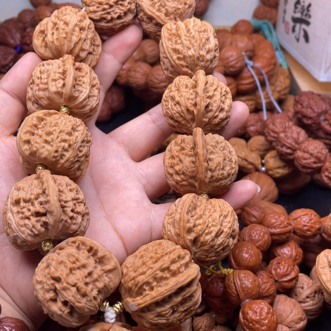 林***人吊坠文玩核桃白狮子