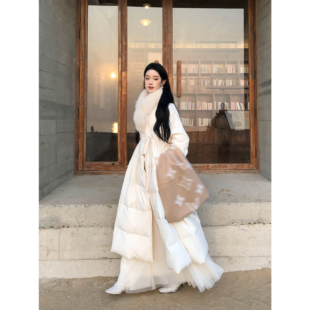 有洧YouWei【雾漫江雪】秋冬新款狐狸毛领白色气质羽绒服女24FW0095