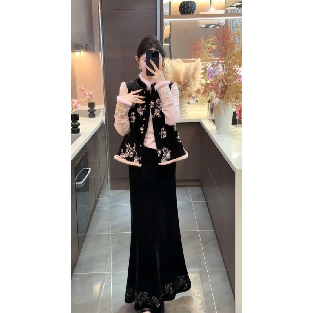 钉珠亮片刺绣薄款马夹女国风