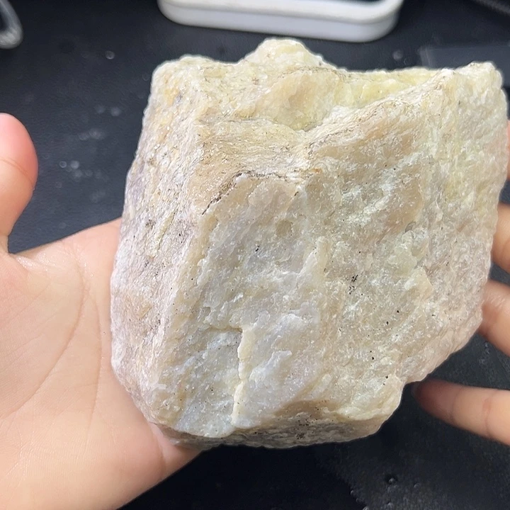 和田玉（糖玉）未镶嵌车挂