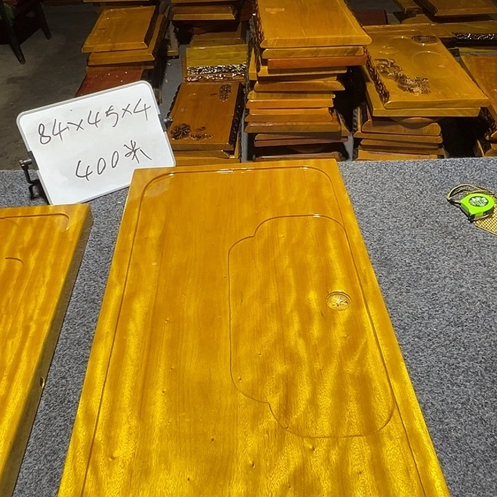 桂***哥楠木实木家具根雕茶盘